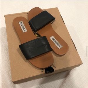 Flat Sandals